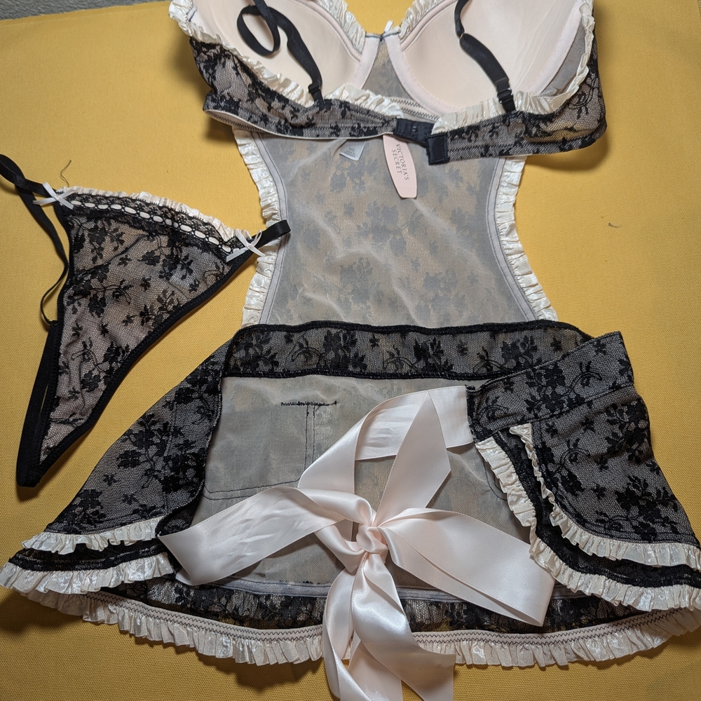 Black Lace Lingerie Set NWT - Picture 3 of 6